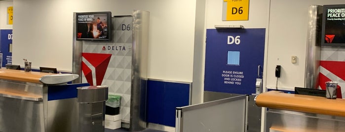 Gate D5 is one of LGA Airport.