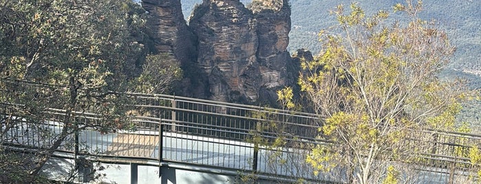 Echo Point is one of Katoomba.