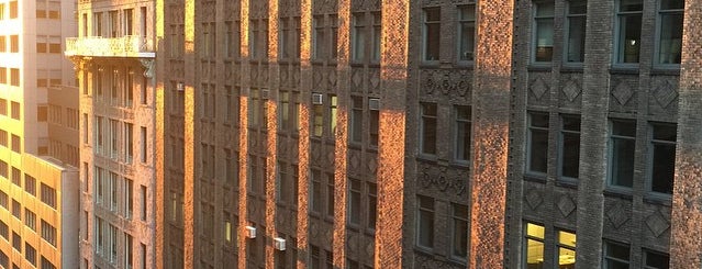 Library Hotel is one of Rooftops.