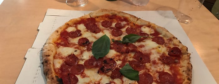 La Pizza del Sortidor is one of The 15 Best Places for Pizza in Barcelona.
