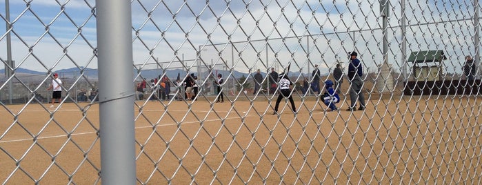 Cornerstone Softball Fields is one of สถานที่ที่ Garrett ถูกใจ.