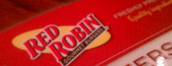 Red Robin Gourmet Burgers and Brews is one of Tempat yang Disukai Todd.