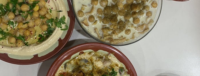 مطاعم الباهر is one of Jeddah.
