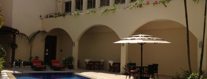 New Africa Hotel Dar es Salaam is one of Lugares favoritos de Kemo.