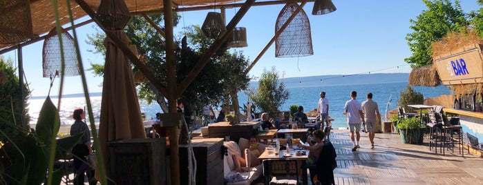Cafe Du Port Beach is one of Çanakkale-Bozcaada.