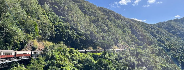 Kuranda Scenic Railway is one of Lieux qui ont plu à T..