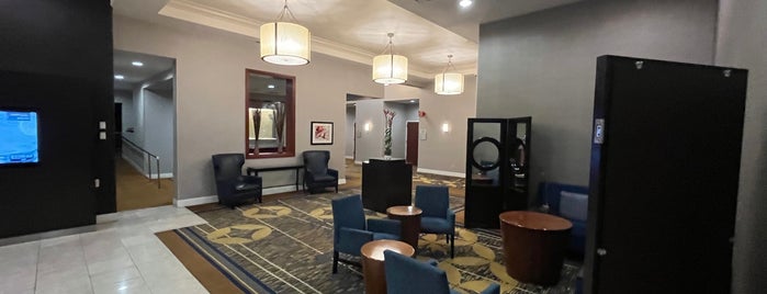 Courtyard by Marriott Los Angeles Pasadena/Monrovia is one of finance.