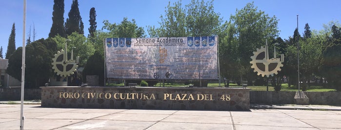 Instituto Tecnológico de Chihuahua is one of Tempat yang Disukai Isabel.