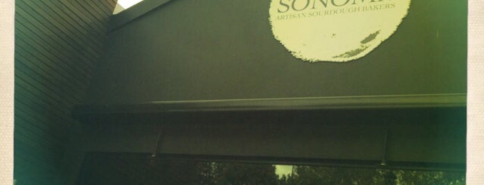 Sonoma Bakery Café is one of สถานที่ที่ Linda ถูกใจ.