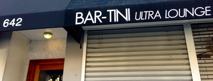 Bar-tini Ultra Lounge is one of NYC Gay Bars.