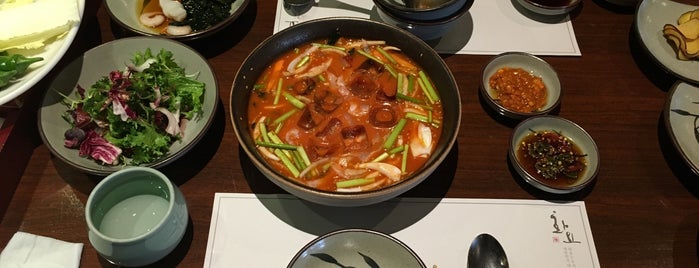 제주항 is one of Korean food.