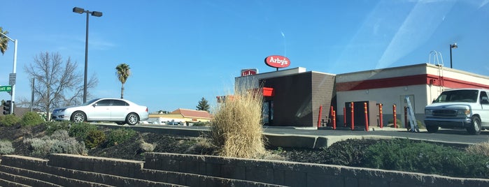 Arby's is one of Lieux qui ont plu à Eve.
