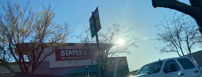 Staples is one of Electronic Stores in Sacramento.