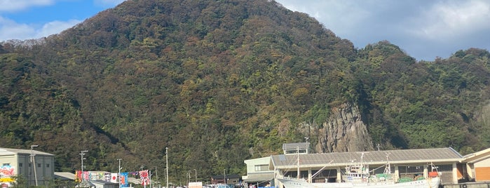 浜坂港 is one of Kobe.