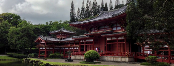 Byodo-In Temple is one of Hawaii Nov 2013.