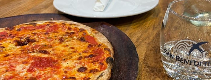 Gelbison Pizzeria Ristorante Italiano is one of Sydney Restaurants.