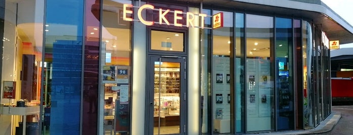 Eckert is one of Tempat yang Disukai Michael.