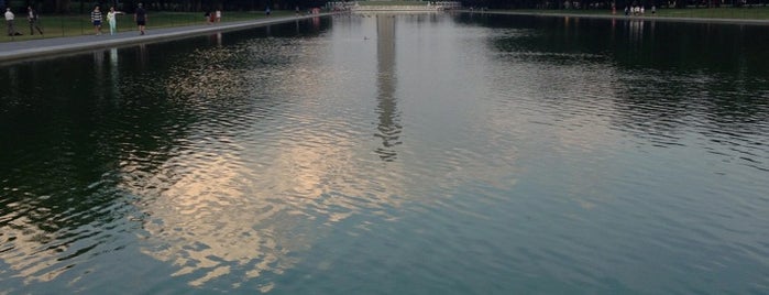 Lincoln Memorial Reflecting Pool is one of Washington D.C.