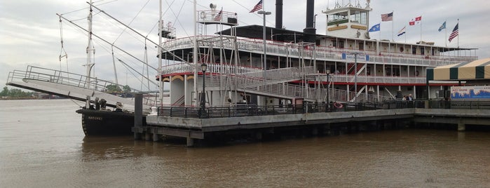 Steamboat Natchez is one of La Nouvelle-Orléans.