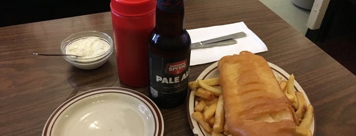Coney Island Fish & Chips is one of Lugares favoritos de Efraim.