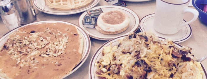 The Pancake Place is one of Must-visit Food in Green Bay.