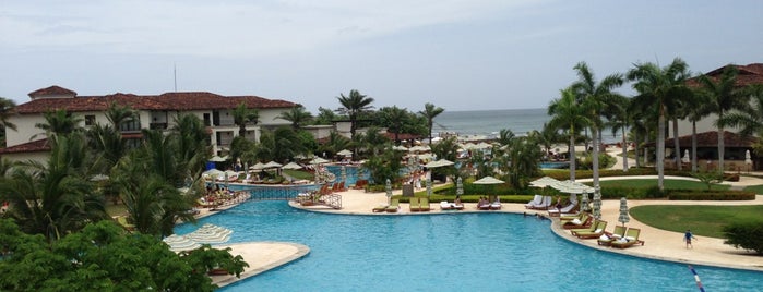 JW Marriott Guanacaste Resort & Spa is one of Tempat yang Disukai Roberto.