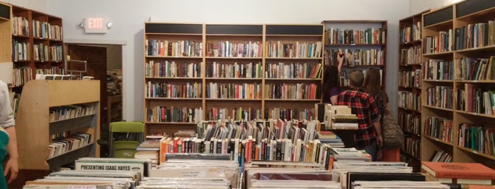 Amazing Books & Records is one of Best Book Nooks.