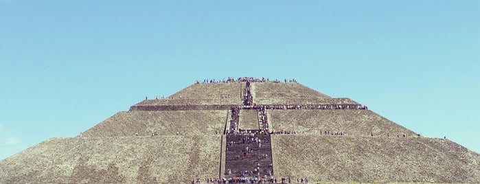 Zona Arqueológica de Teotihuacán is one of Locais curtidos por David.