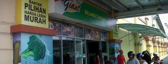 Giant is one of Hero Supermarket Groups.
