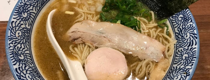 煮干し中華そば 麺屋新星 is one of たべたらーめんそのに.