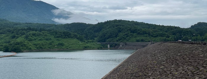 柿崎川ダム is one of 日本のダム.