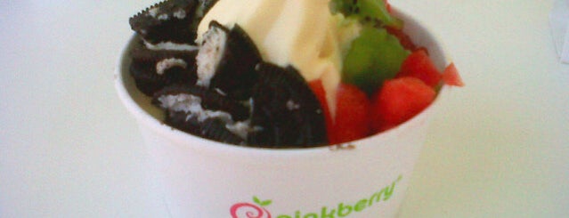 Pinkberry is one of Carlosさんのお気に入りスポット.