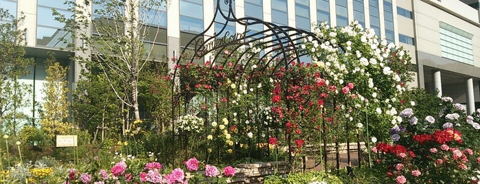 Garden Court is one of ex- TOKYO.