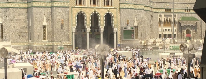 Kaaba is one of Lugares favoritos de Fathima.