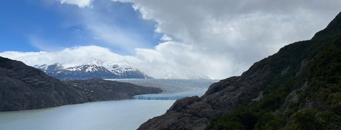Lago Grey is one of Chile.