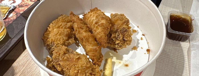 KFC is one of Comida rápida.