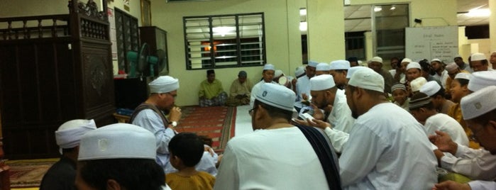 Surau Hidayatul Islamiah (سوراو هداية الإسلامية) is one of Masjid & Surau, MY #4.