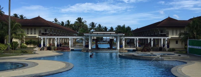 Sheridan Beach Resort & Spa is one of Getaways.
