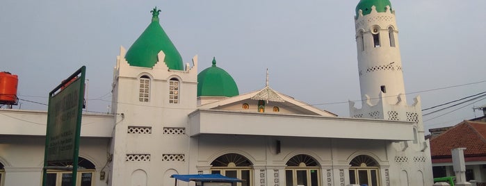 Masjid An Nur Kramat Empang Bogor is one of others.