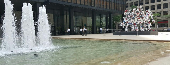 375 Park Ave Fountains is one of Kimmieさんの保存済みスポット.