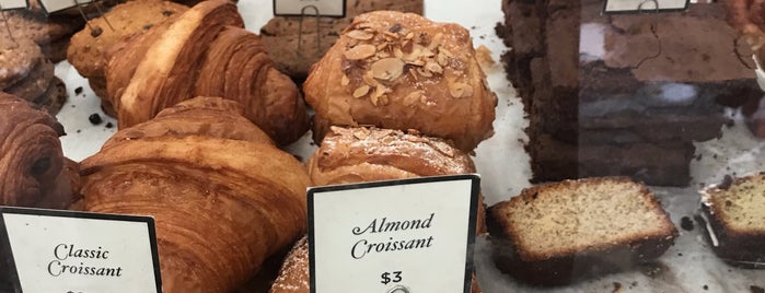 Bread Alone Farm Stand is one of Tempat yang Disimpan Alex.