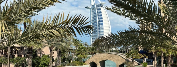 Dubai Medinat is one of Dubai.
