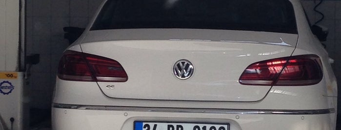Şahkan Auto Volkswagen-Skoda is one of Locais salvos de Burak.