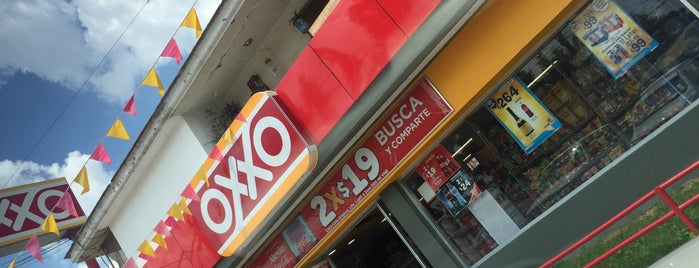 Oxxo is one of Karen 🌻🐌🧡さんのお気に入りスポット.