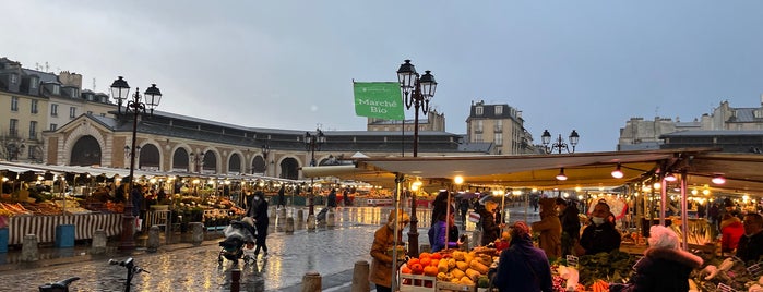 Marché Notre-Dame is one of Pra comer.