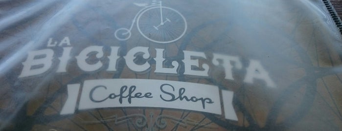 La Bicicleta is one of สถานที่ที่ Simon ถูกใจ.