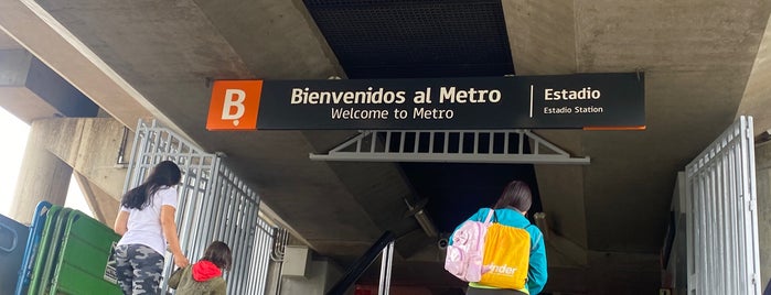 METRO - Estación Estadio is one of Metro.
