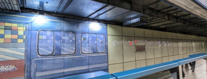 MRT 南港駅 is one of PublicTraffic.