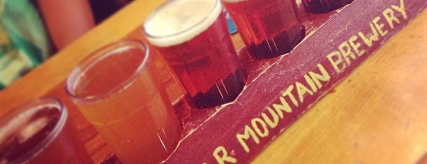 Big Bear Mountain Brewery is one of place to try beer.
