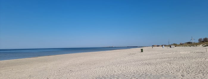 Liepājas pludmale / Liepaja Beach is one of Tempat yang Disukai Nikola.